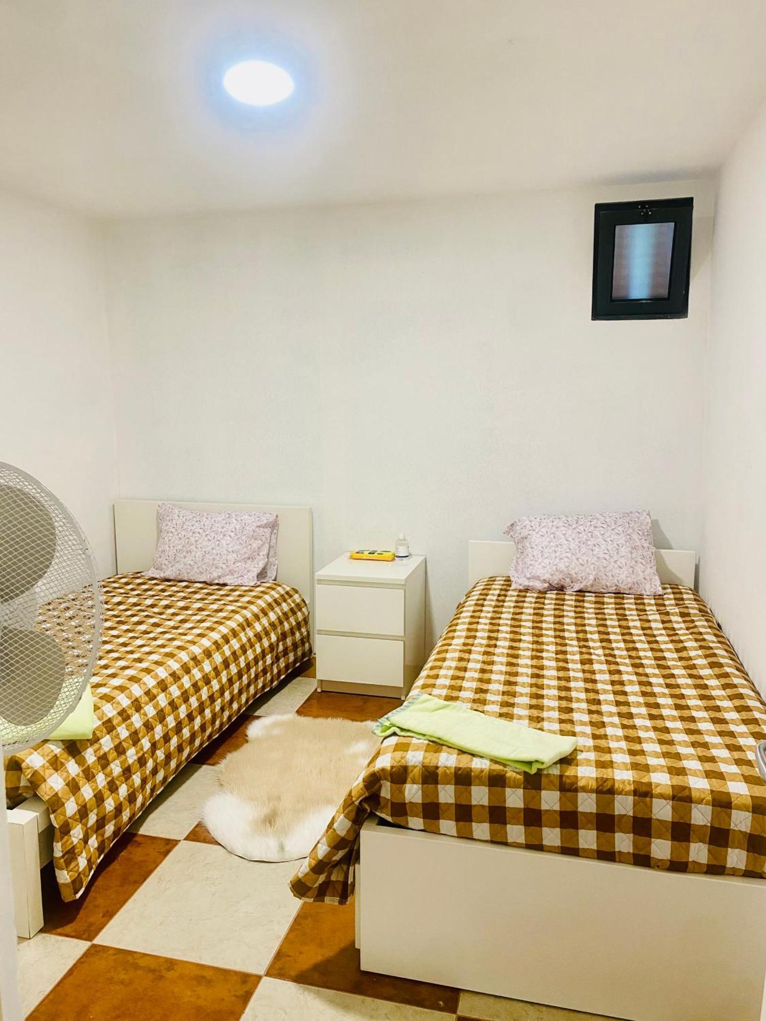 Japji Guest House Esmeriz Vitoria Eksteriør billede