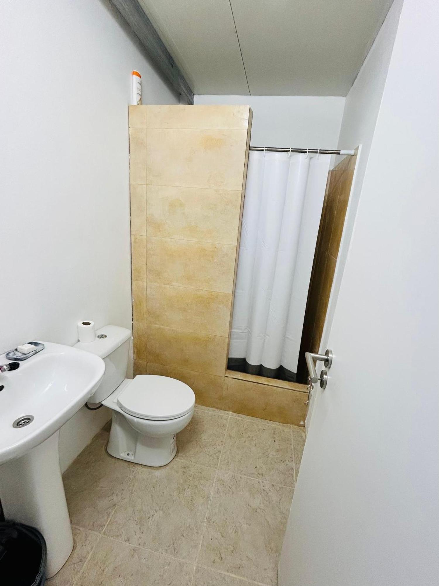 Japji Guest House Esmeriz Vitoria Eksteriør billede
